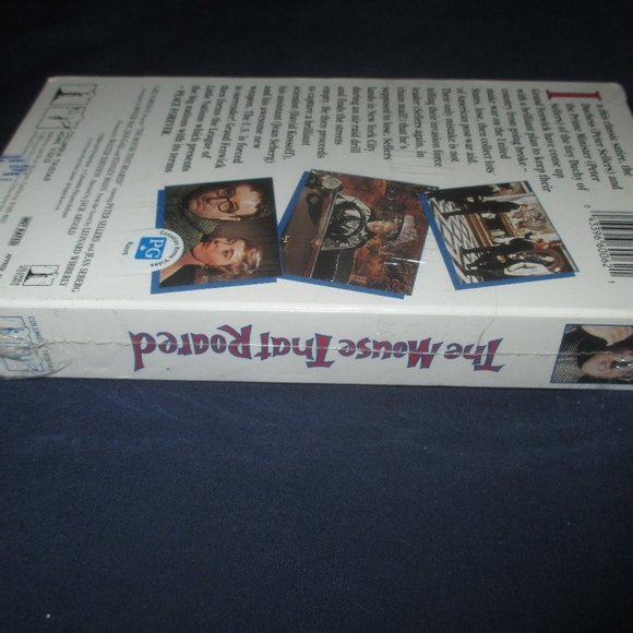 The Mouse That Roared (VHS, 1993, Unopened / New) w/ watermark - Picture 3 of 6